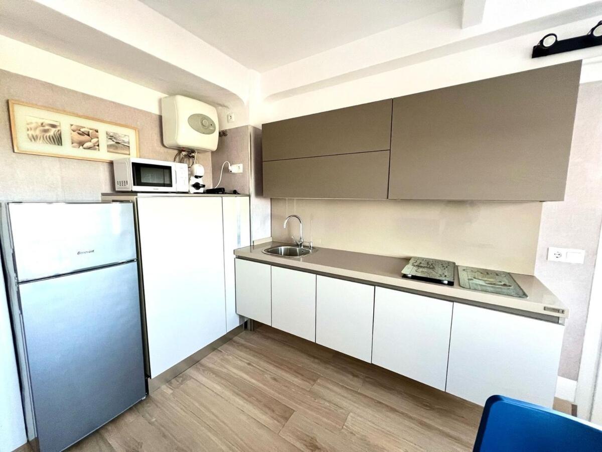Velazquez Aeropuerto B Appartement